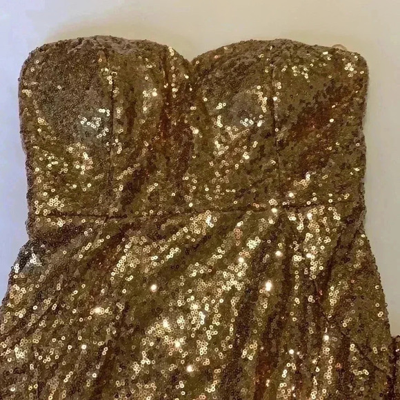 Lulus - Picture 3 of 4